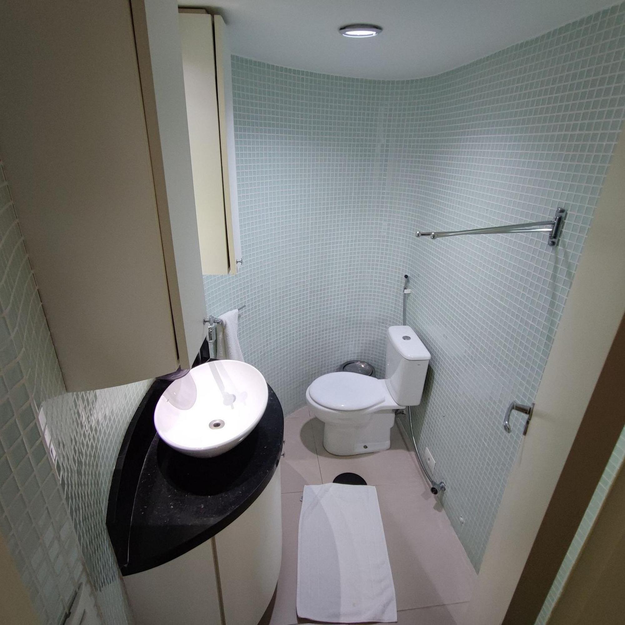 Flat Docelar Garagem, Hakka, Feirinha E Hospitais Apartamento *