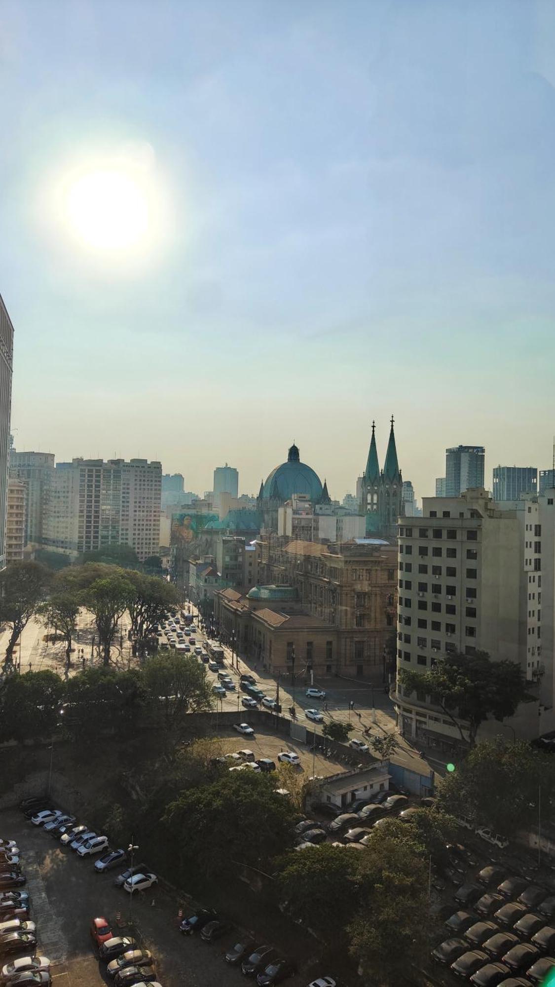 Apartamento 05 - Apto Liberdade Se 500'metro São Paulo