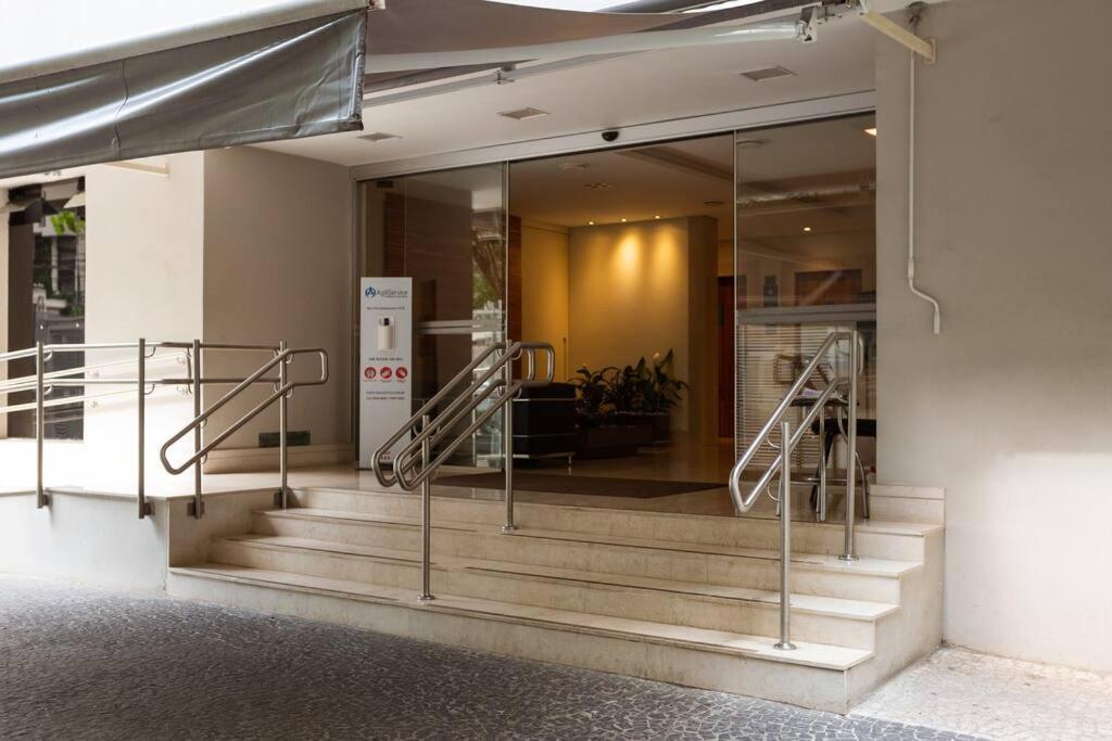 Com Servicos, Na Regiao De Sp Apartment Sao Paulo