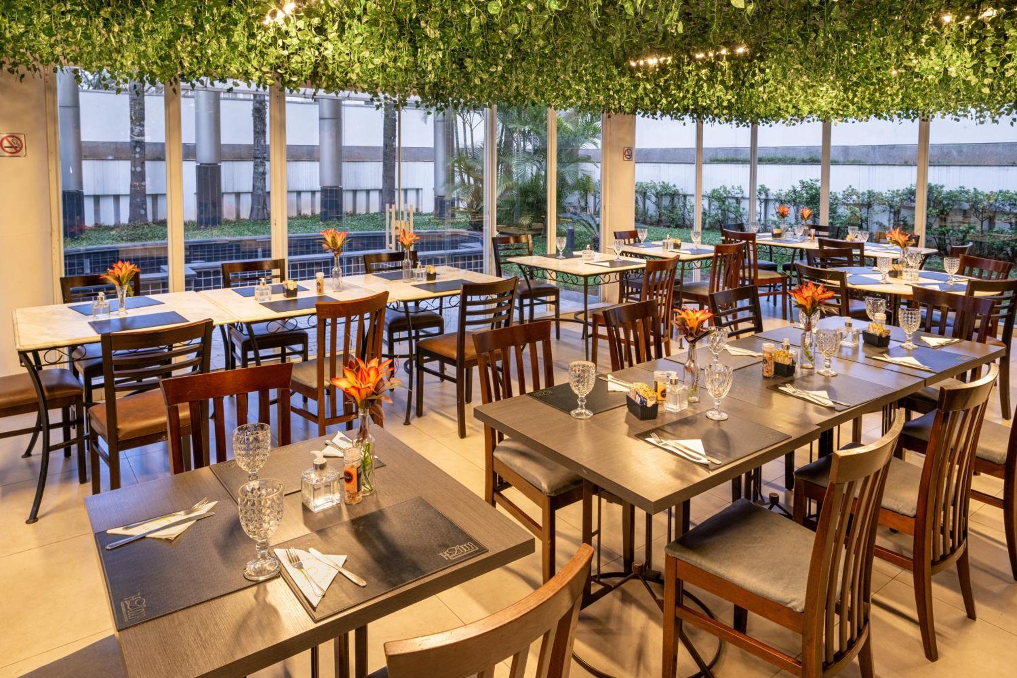Hotel Intercity Interative Jardins 4*
