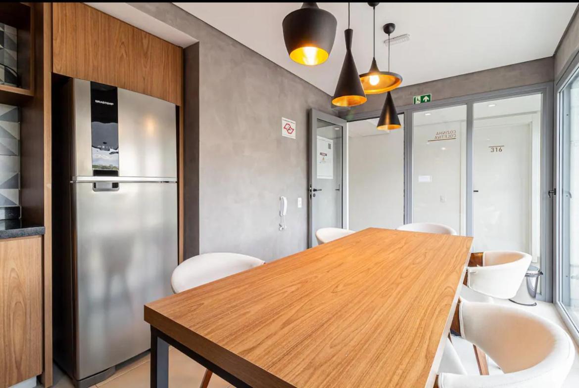 No Brooklin Apartment