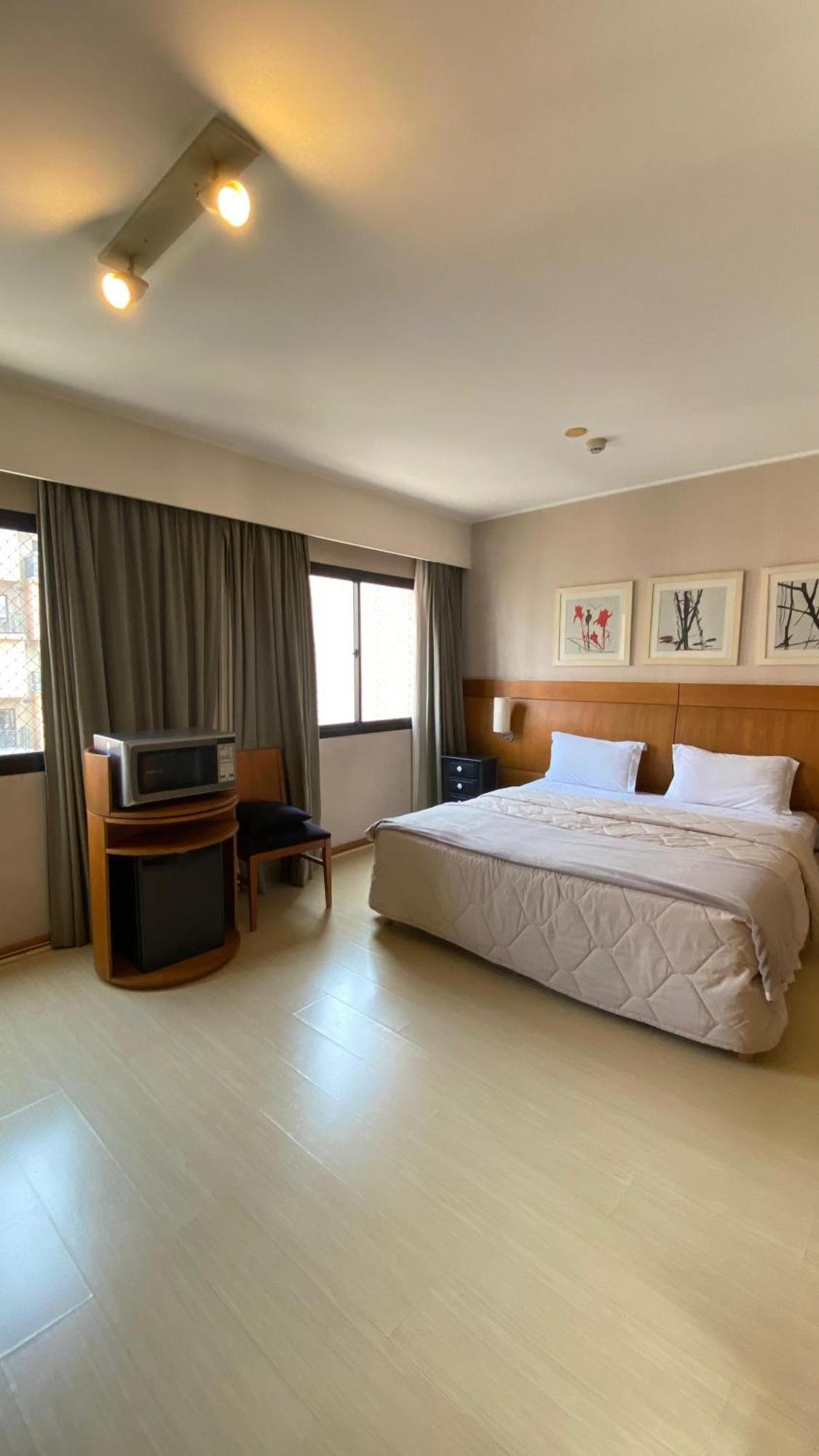 Studio Premium Slavieiro Moema Sao Paulo
