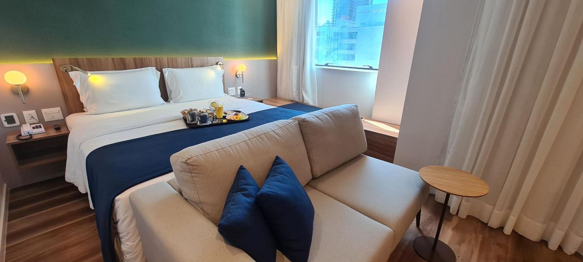 Blue Tree Premium Faria Lima 4*