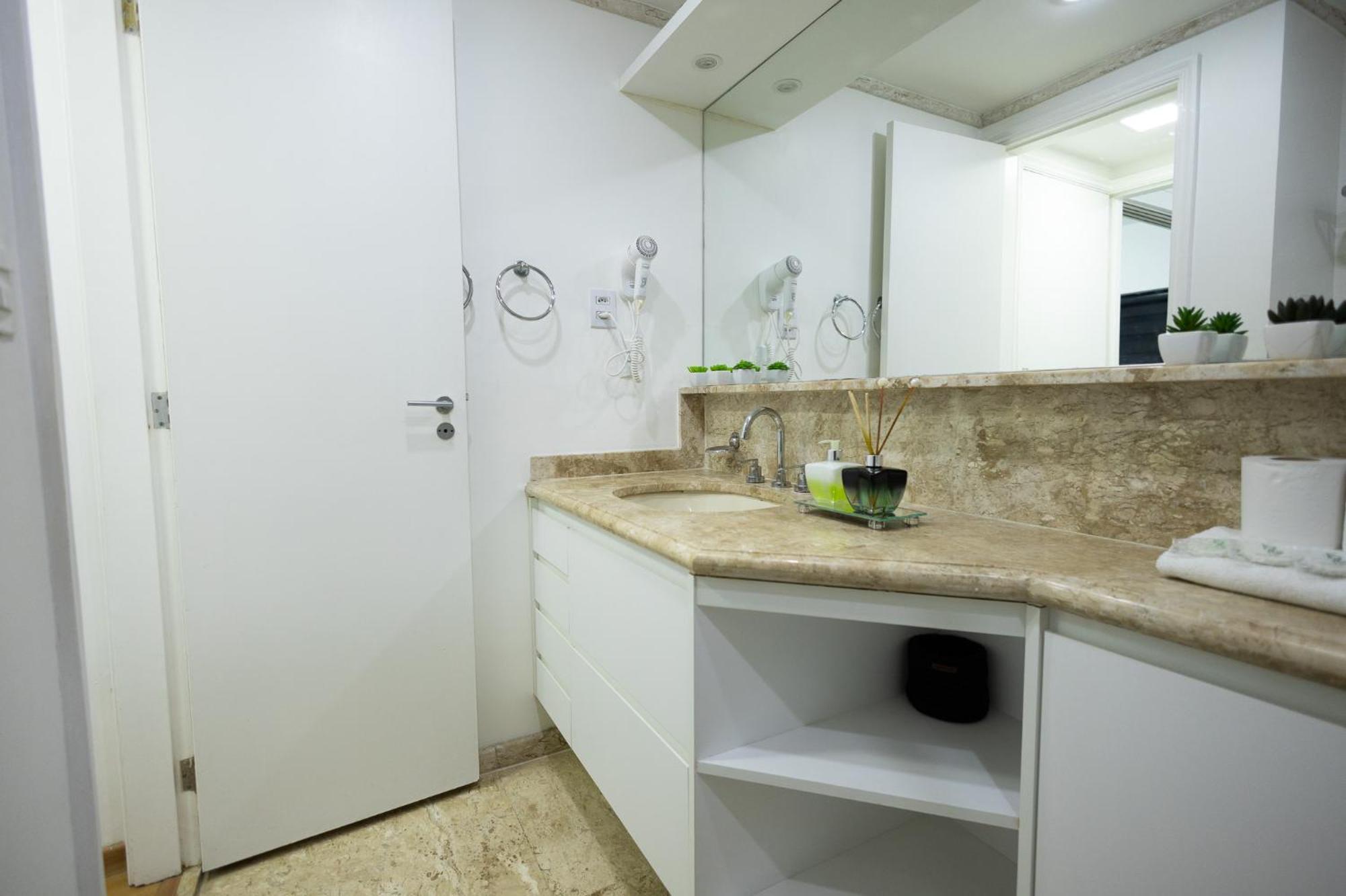 Apartment Flat 1804 - 1804 •le Premier Jd. Paulista *