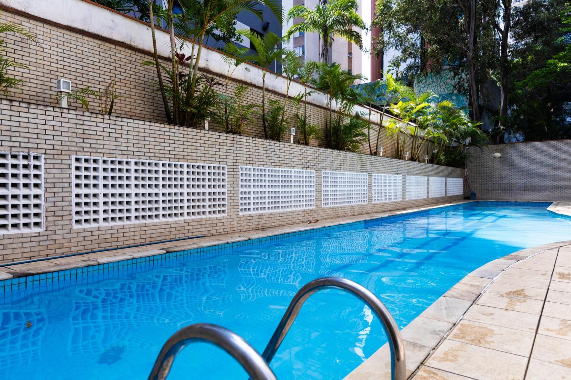 Apartamento Piscina, Academia, Ac, Vaga | Brazilian Corner *