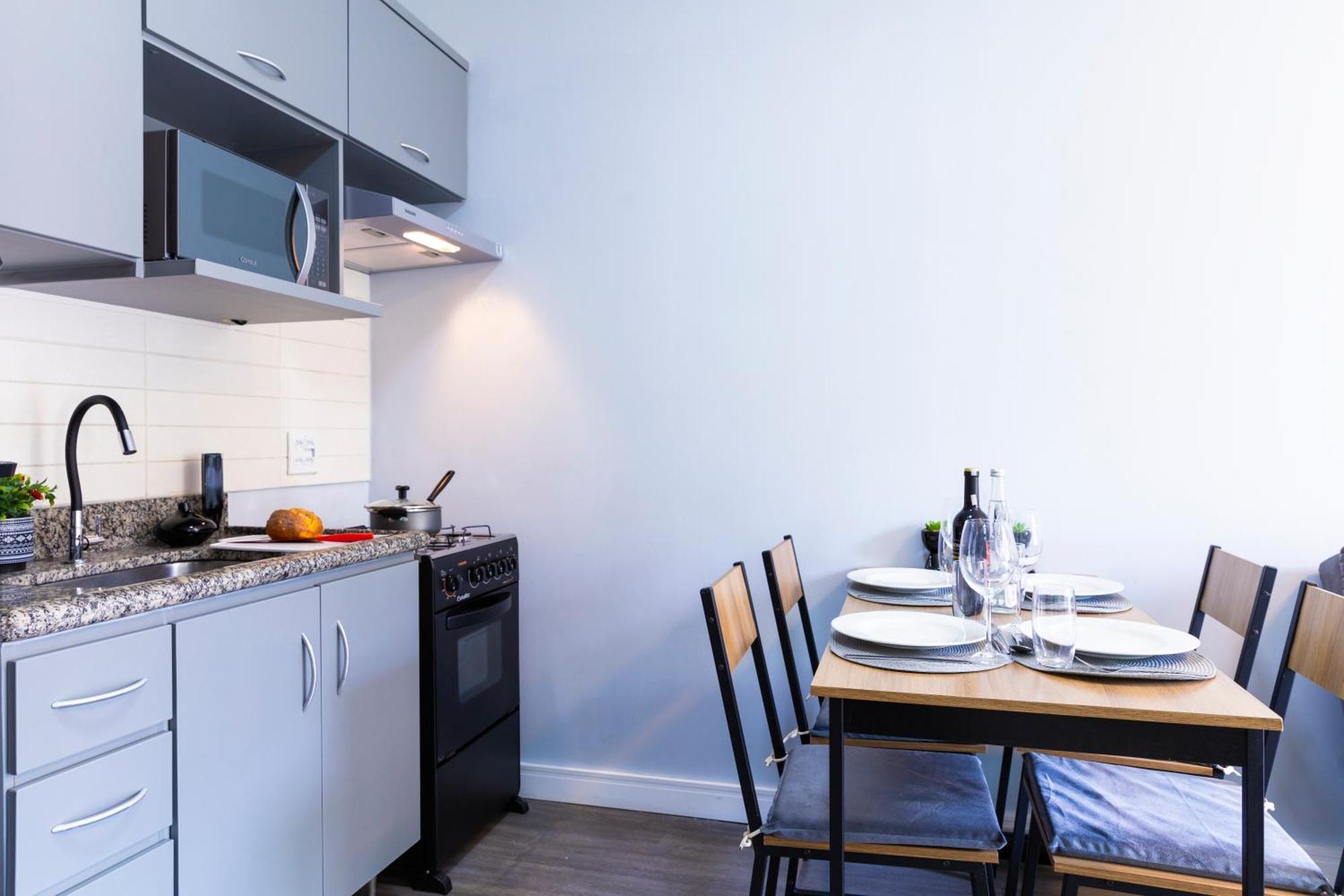 Apartamento Piscina, Academia, Ac, Vaga | Brazilian Corner