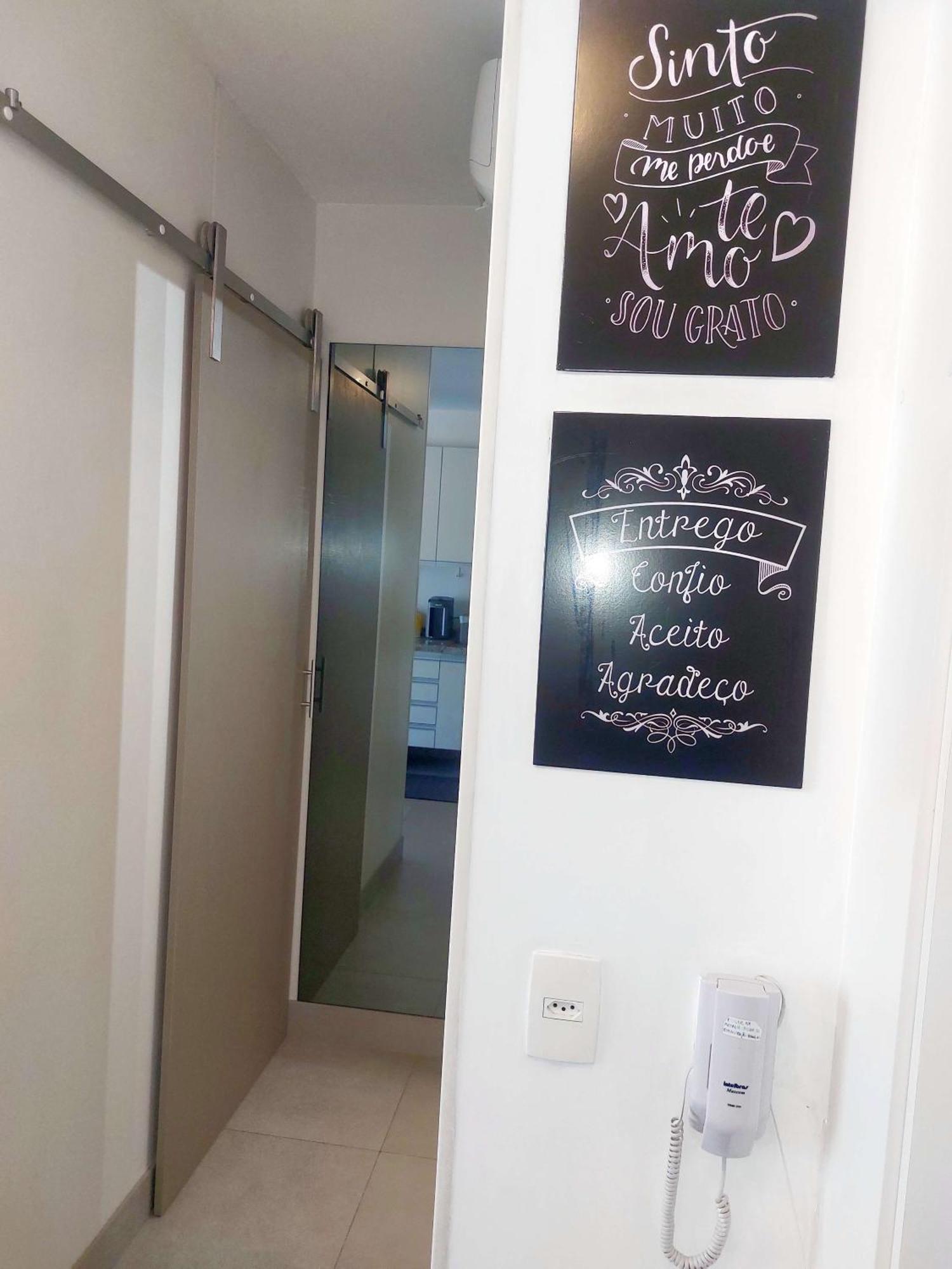 Tem Piscina Academia Sauna Squash