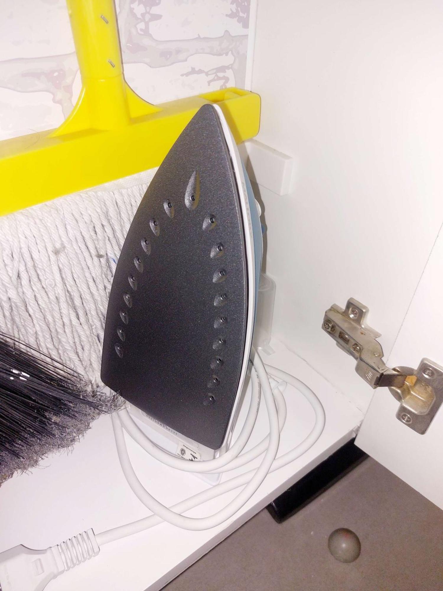 Tem Piscina Academia Sauna Squash Apartamento