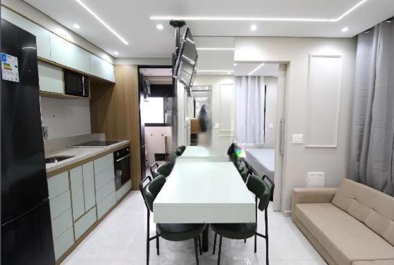 Apto 2 Dorm Prox Pq Ibirapuera * São Paulo