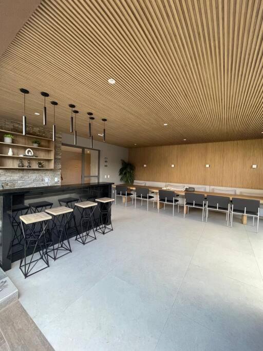 Apartamento 1402 Completo Incrivel Metro Brooklin *