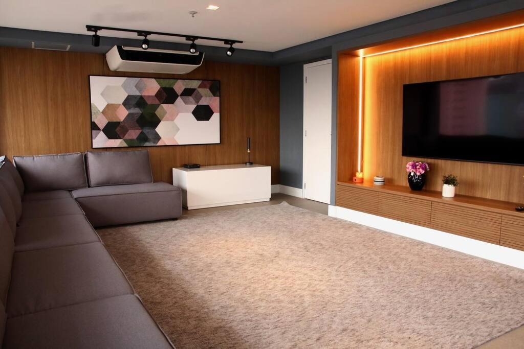Apartamento Moderno Em Frente Ao Allianz Parque Com 1 Vaga Gratuita *