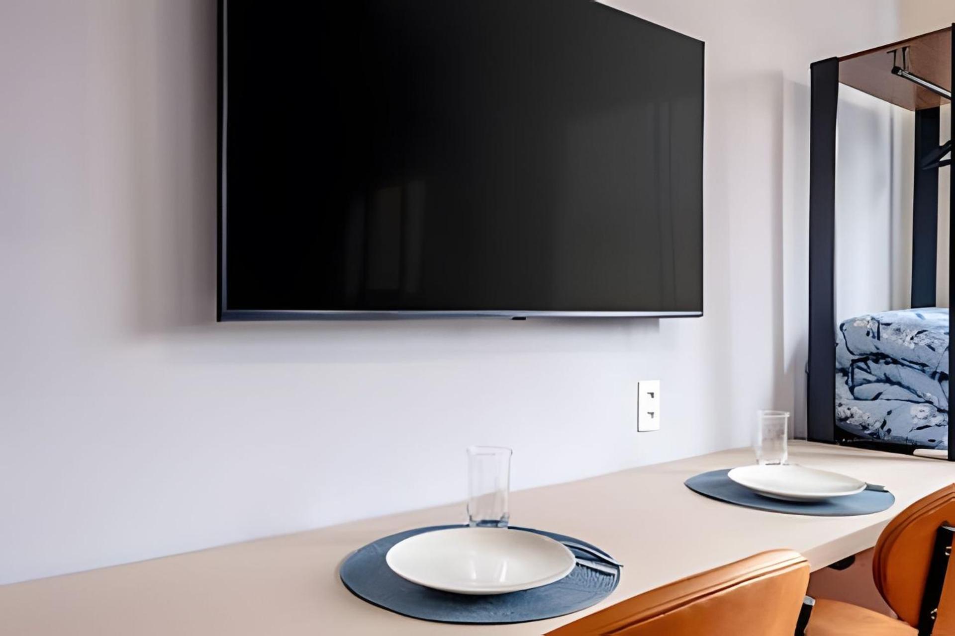 Novo E Amplo Prox. Av Paulista E Hospitais Apartamento