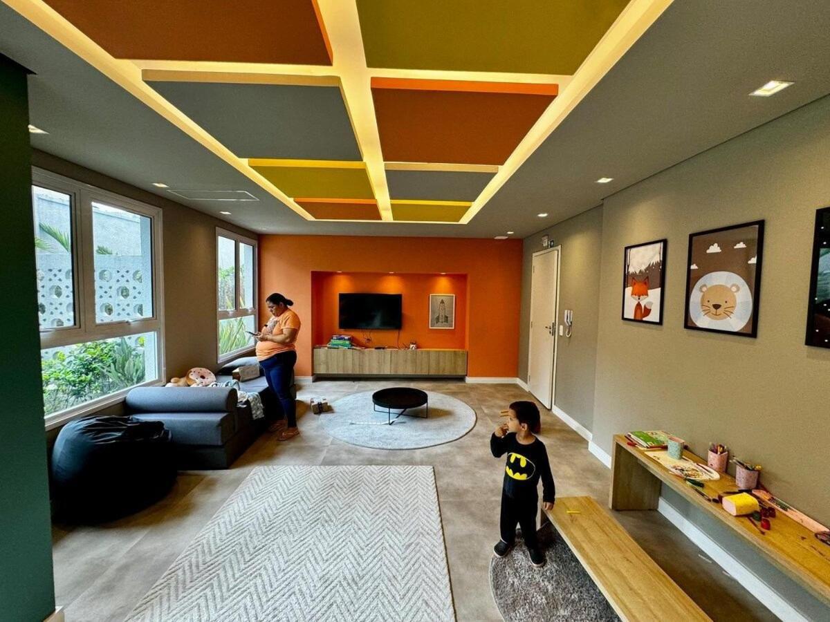 Apto Moema Com Ar/metro Eucaliptos Apartamento
