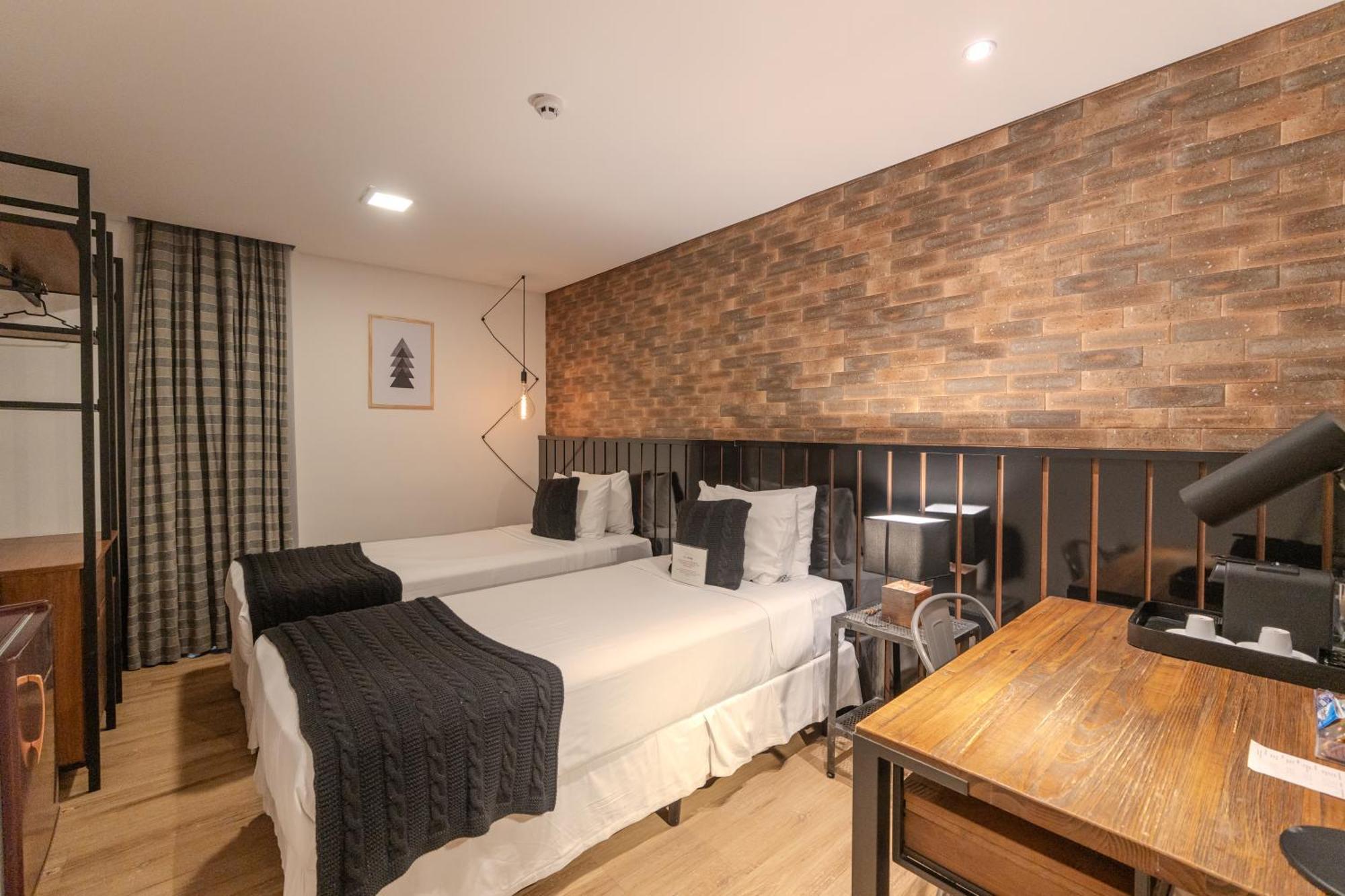Heritage 4*