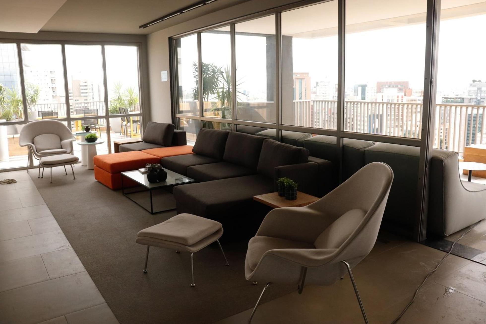 Praticidade E Conforto, Ao Lado Do Hosp Oswaldo Cruz. Casa de férias