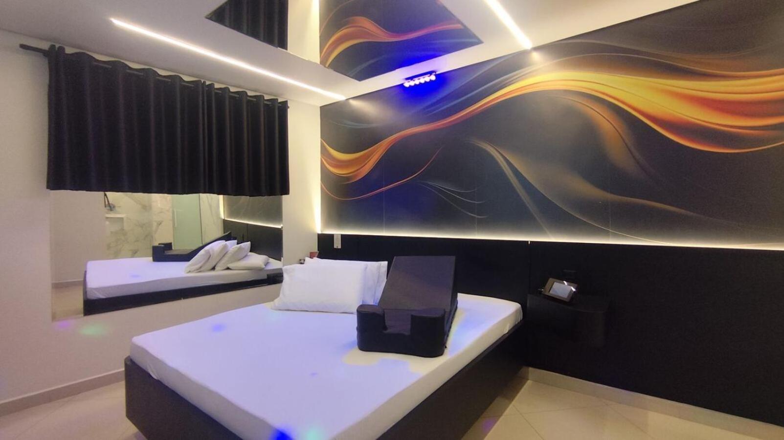 Marselha 2 Hotel do amor