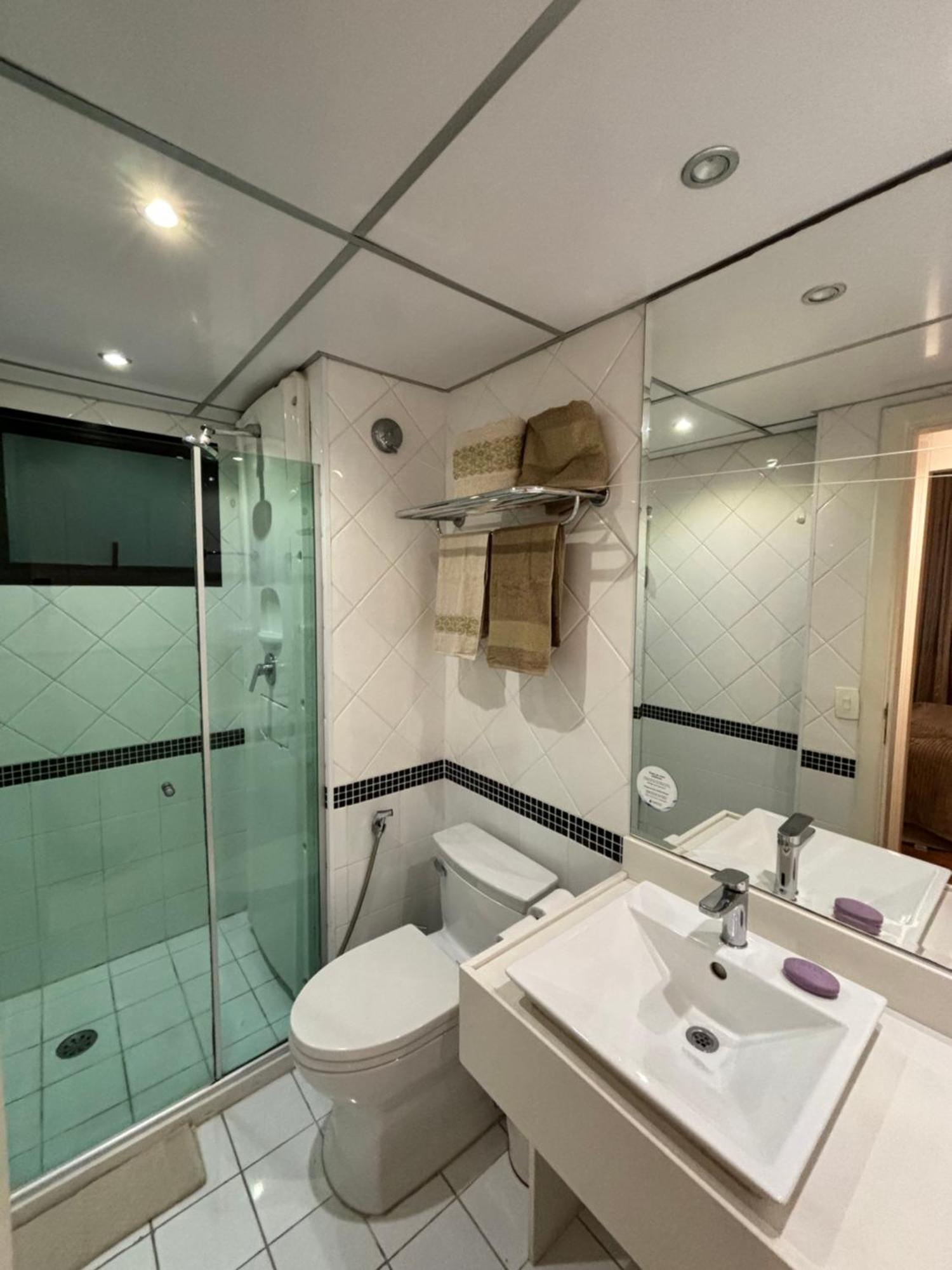 Flat Univer Pamplona Jardins Com Cozinha E Garagem 1901 3* Sao Paulo