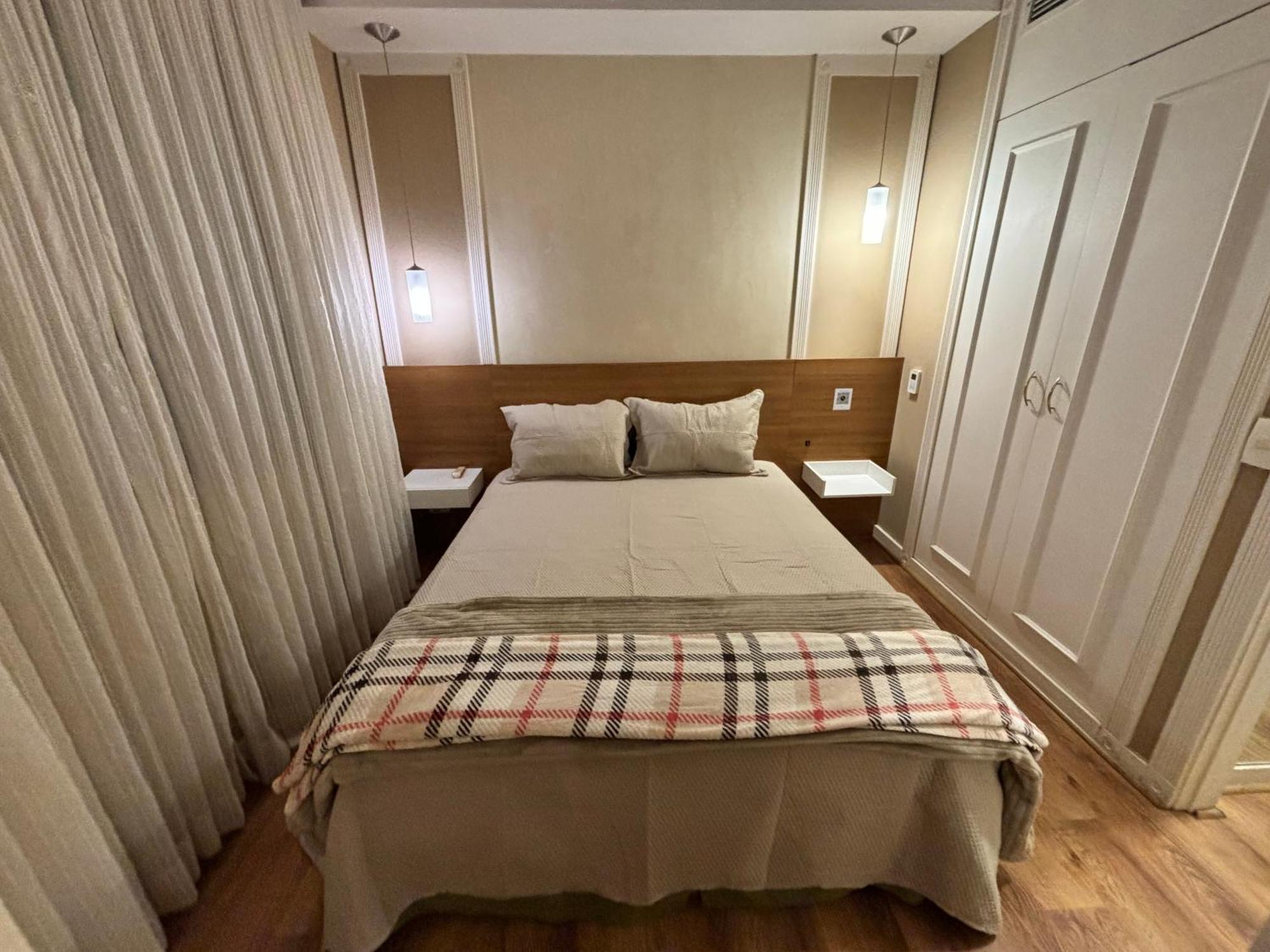 Flat Univer Pamplona Jardins Com Cozinha E Garagem 1901 3*