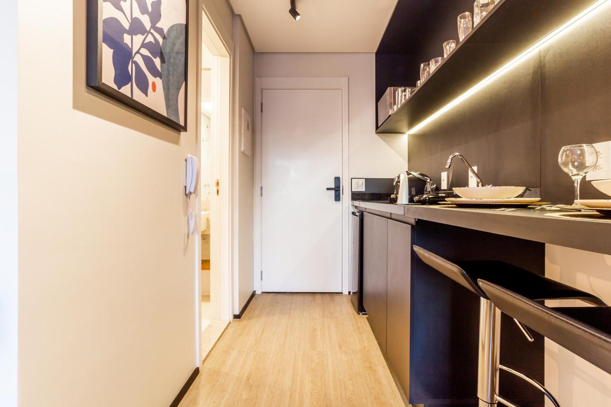 Apartamento No Ponto De Moema Garagem Lazer E Metro Perto Wifi Gratis São Paulo