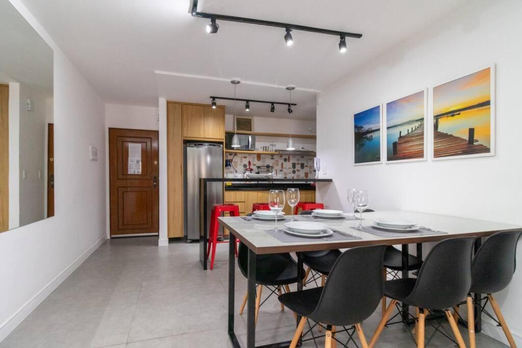 Lindo Apto Reformado Ao Lado Do Allianz Pe0083 Apartamento *