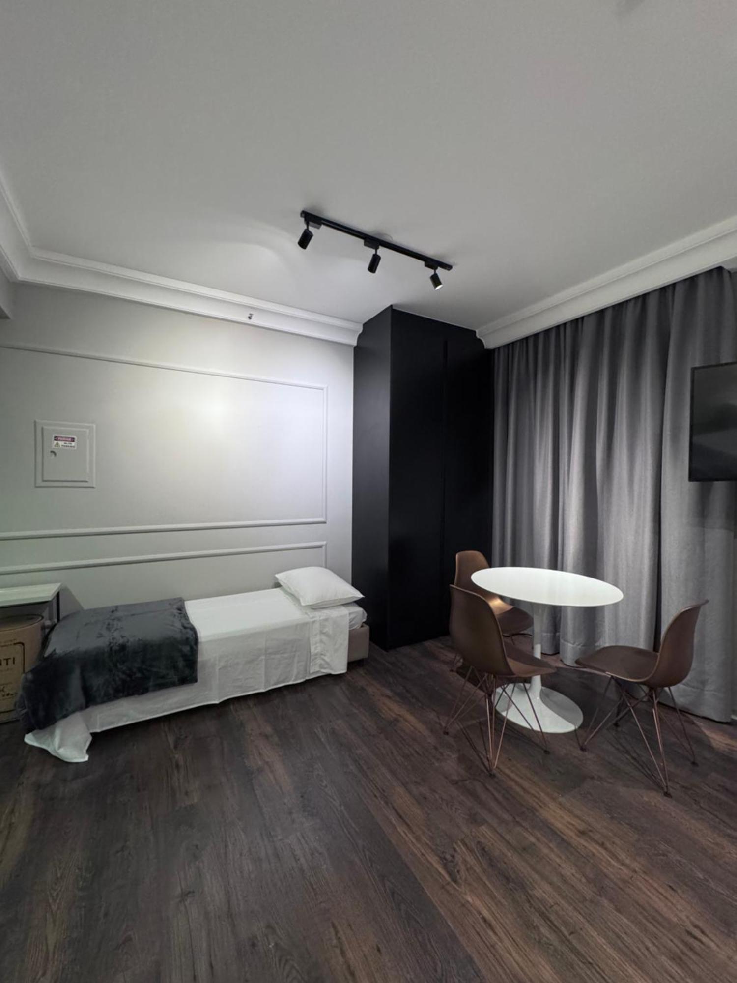 Flat Higienopolis Com Varanda Sao Paulo