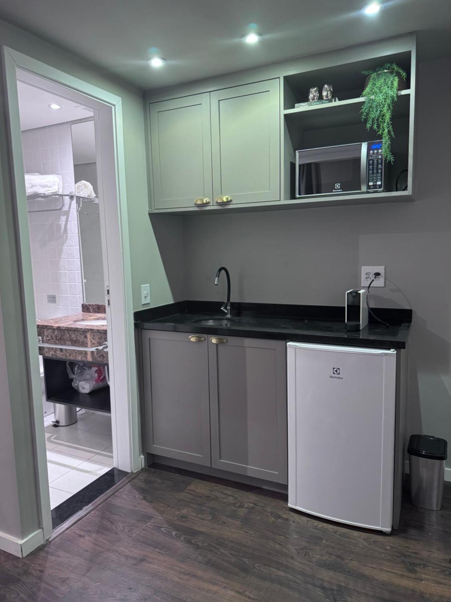 Flat Higienopolis Com Varanda 4*
