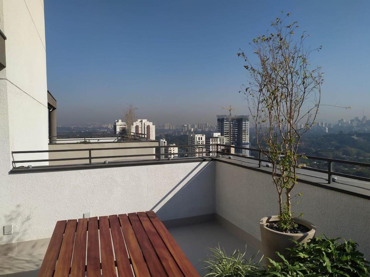 Fl1705 | Ape Na Faria Lima C/ Piscina Academia Metro Apartment