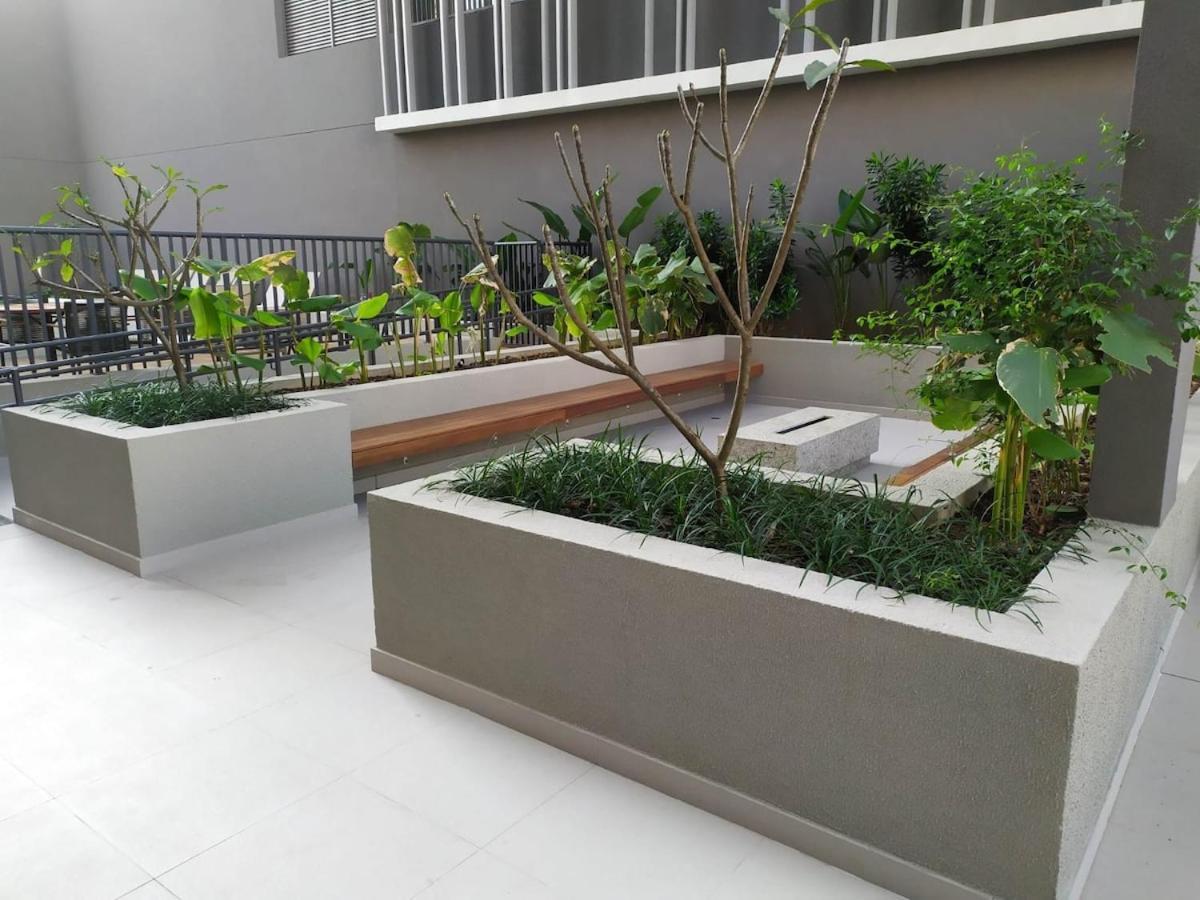 Fl1705 | Ape Na Faria Lima C/ Piscina Academia Metro Apartment