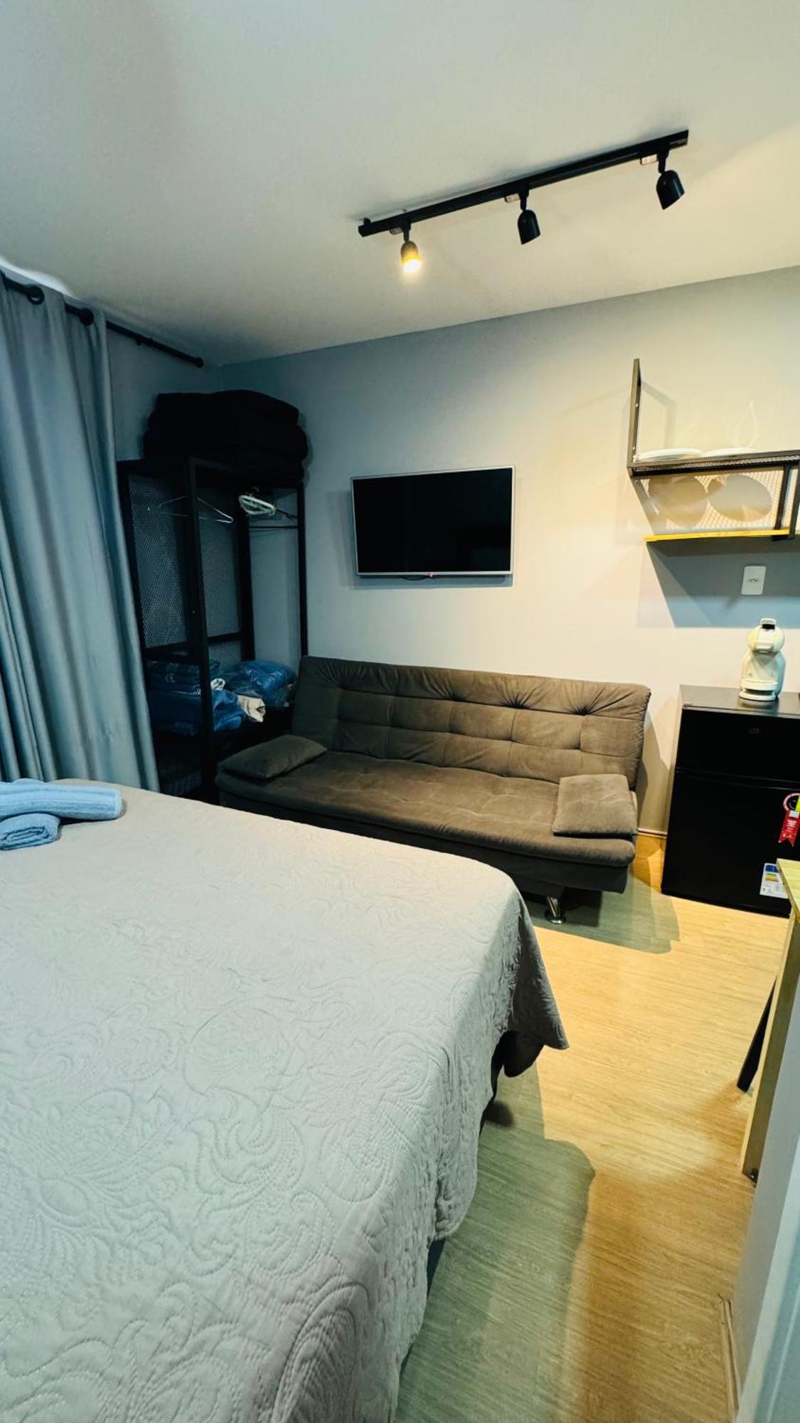 Completo A 50 M Do Metro Bras - Rua Coronel Mursa, 56 - Bras Apartamento São Paulo