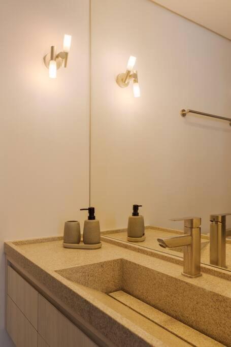 Nik Alves Guimaraes Apartamento