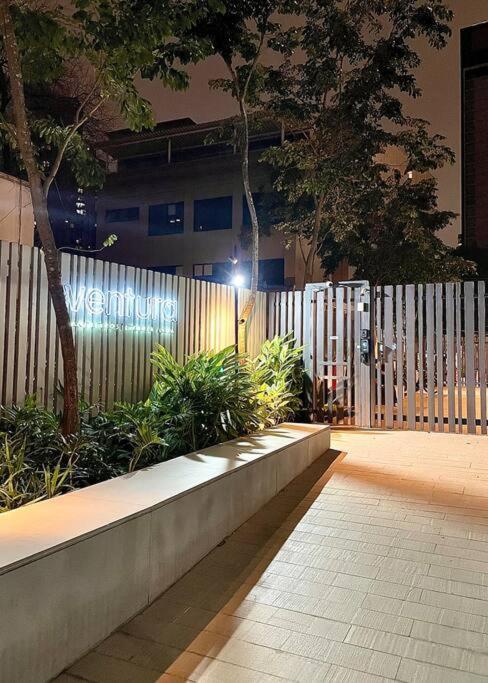 413 Em Pinheiros Proximo Da Avenida Faria Lima Apartamento *