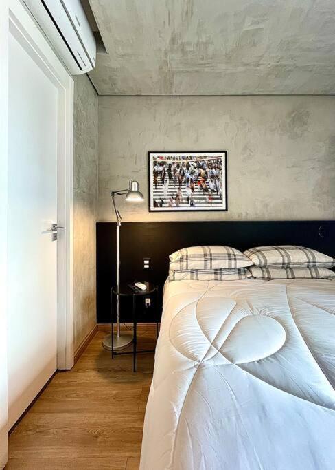 Apartamento 413 Em Pinheiros Proximo Da Avenida Faria Lima *