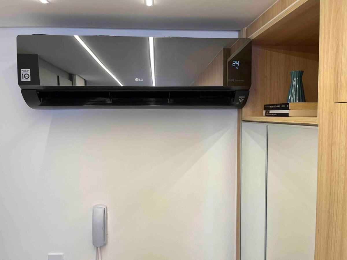 Apartment V1315 - Alto Padrao: Varanda, Ar Split E Metro
