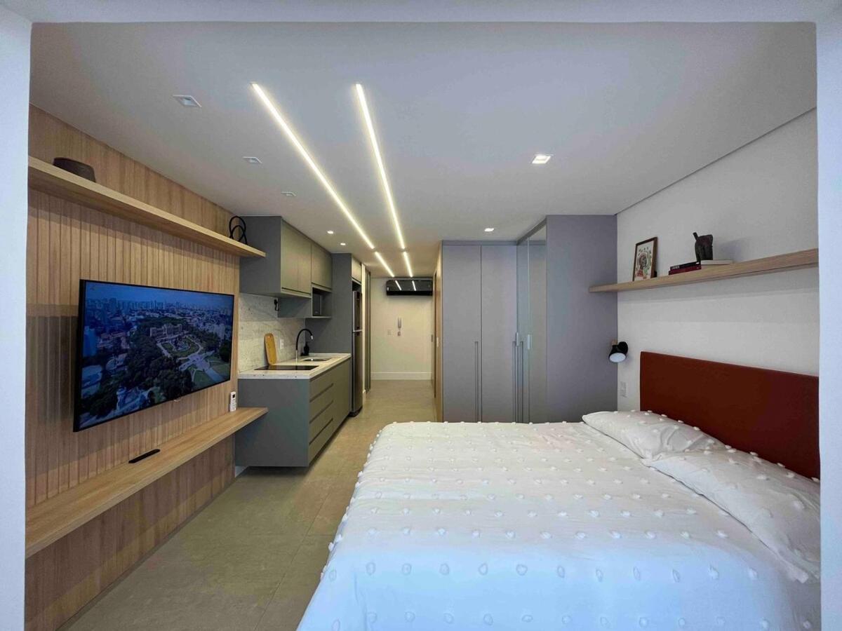 Apartment V1315 - Alto Padrao: Varanda, Ar Split E Metro *