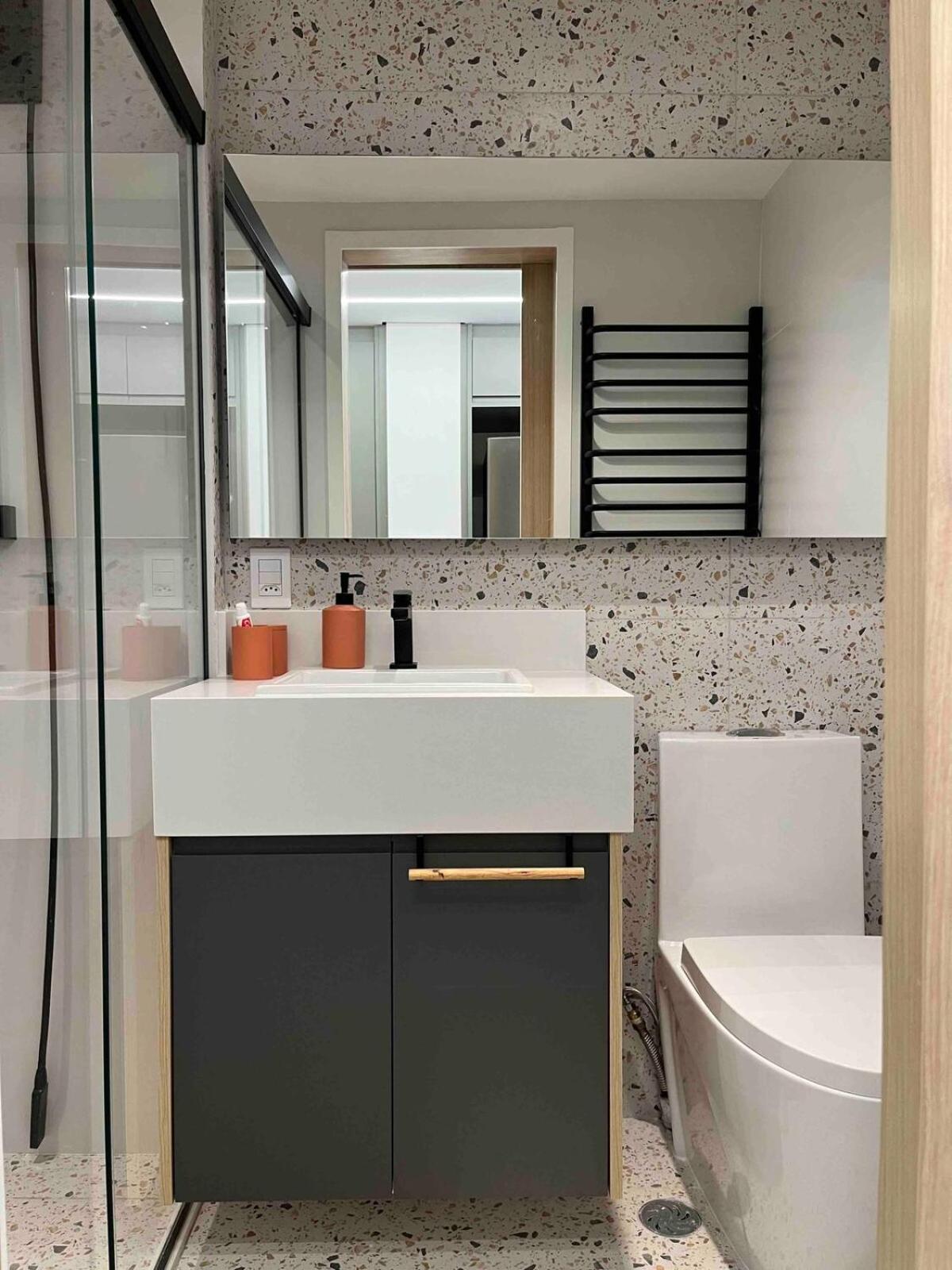 V1315 - Alto Padrao: Varanda, Ar Split E Metro Apartment *