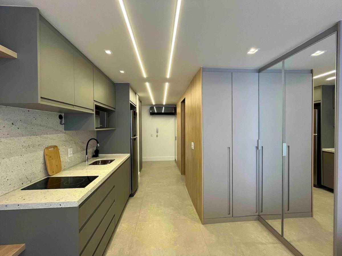 V1315 - Alto Padrao: Varanda, Ar Split E Metro Apartment Sao Paulo