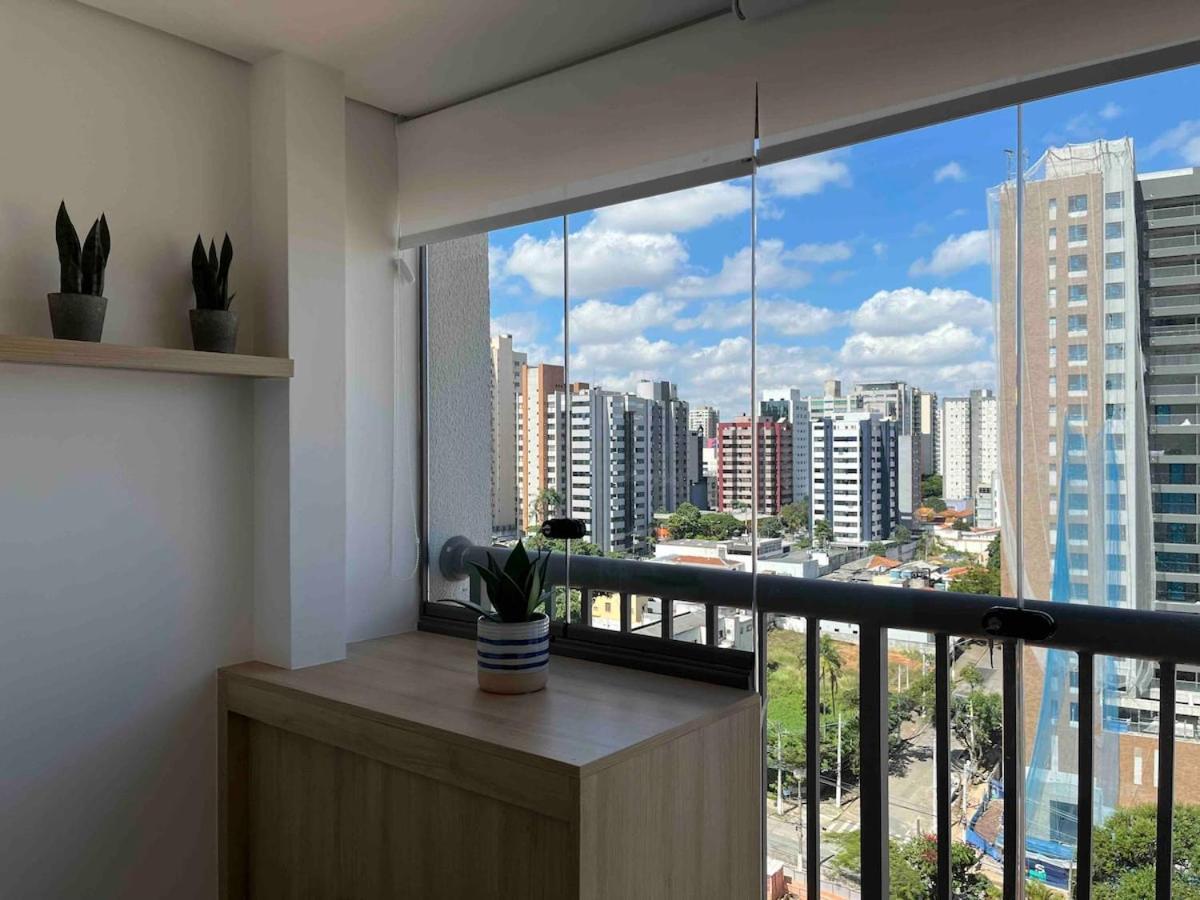 V1315 - Alto Padrao: Varanda, Ar Split E Metro Sao Paulo