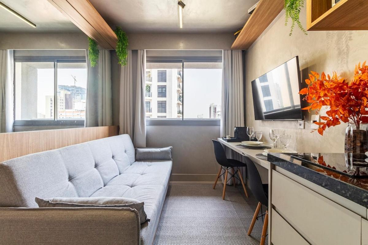 Apartamento Fl702 - Sua Casa Na Faria Lima C/ Piscina, Gym E Metro