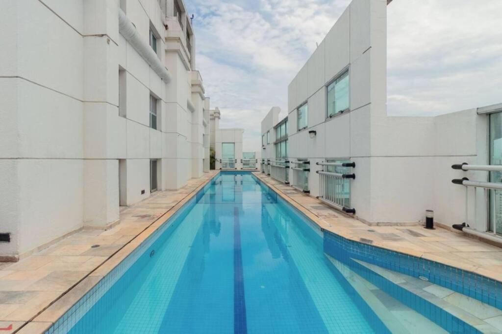 Lindo Flat Em Pinheiros Na Rua Oscar Freire E Proximo Hospital Clinicas Apartamento