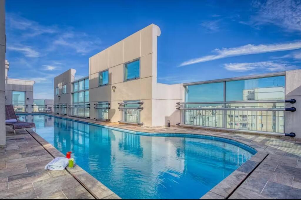 Lindo Flat Em Pinheiros Na Rua Oscar Freire E Proximo Hospital Clinicas Apartamento São Paulo