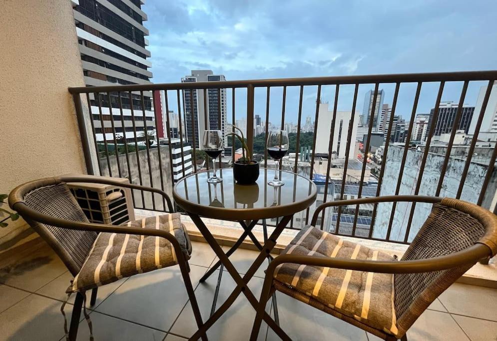 Apartamento Estudio Aconchegante Com Varanda Na Consolacao *