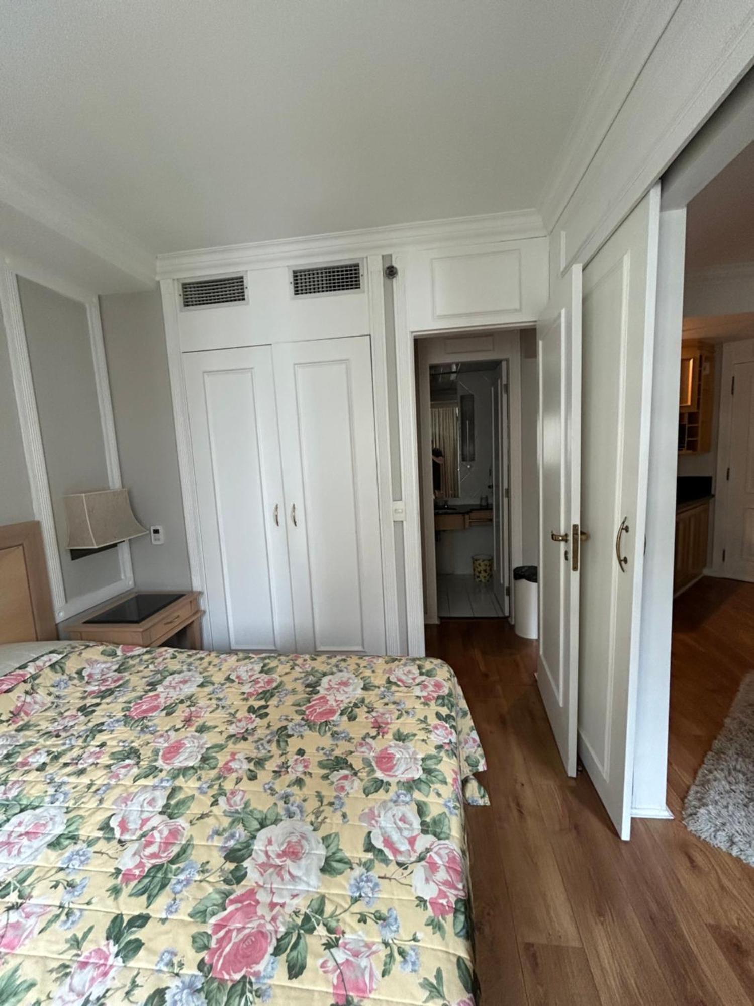 Flat Pamplona Jardins Univer Com Garagem E Cozinha 1209 * São Paulo