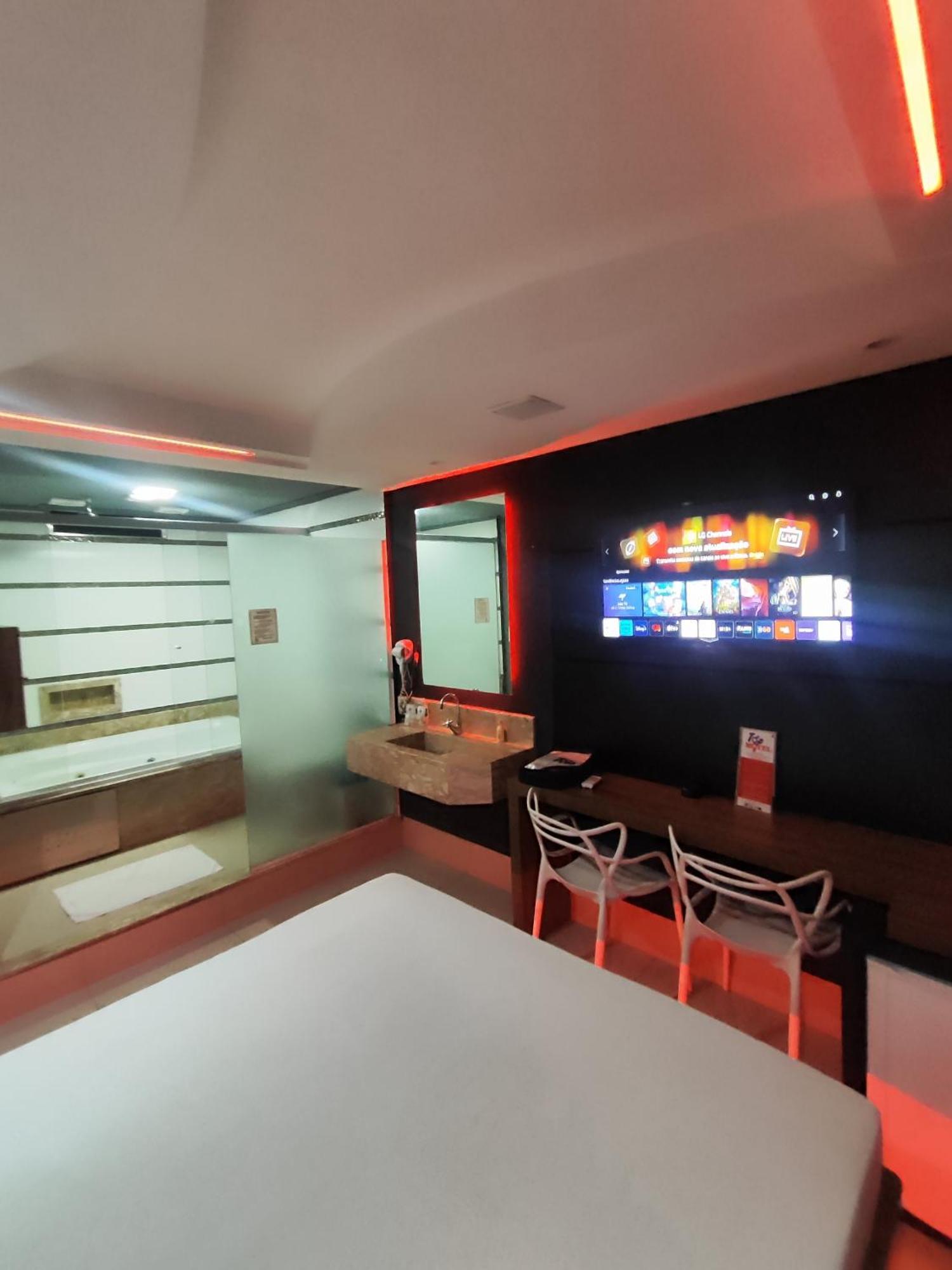 Love hotel Top Motel