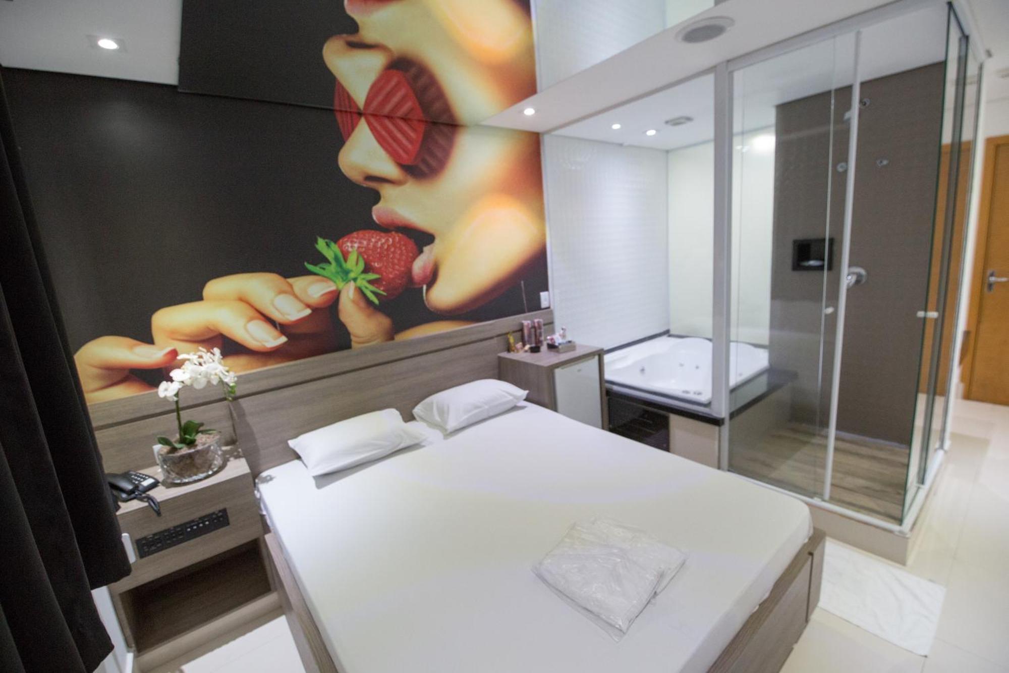 Hotel do amor Classe A Ltda