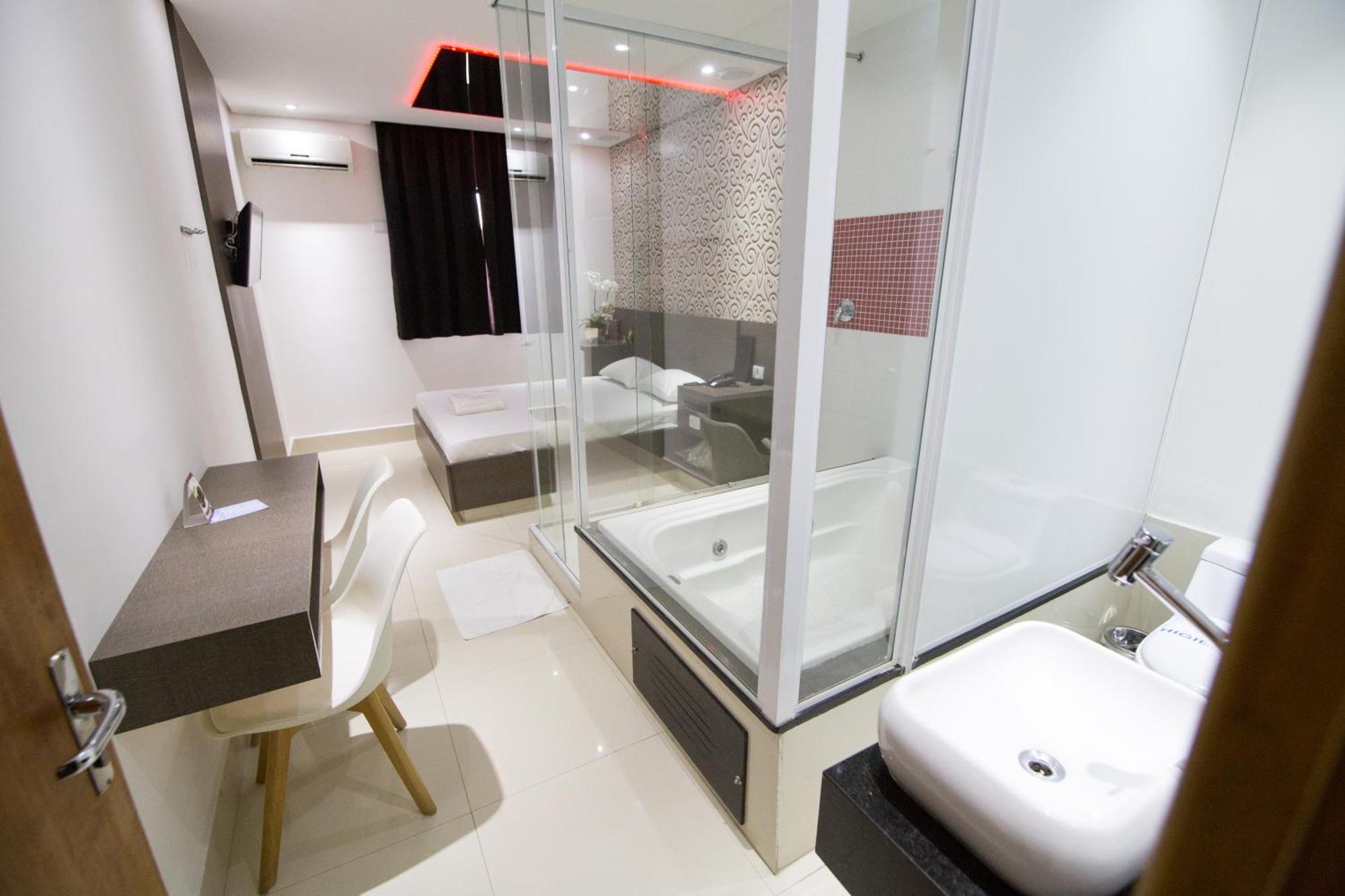 Hotel do amor Classe A Ltda