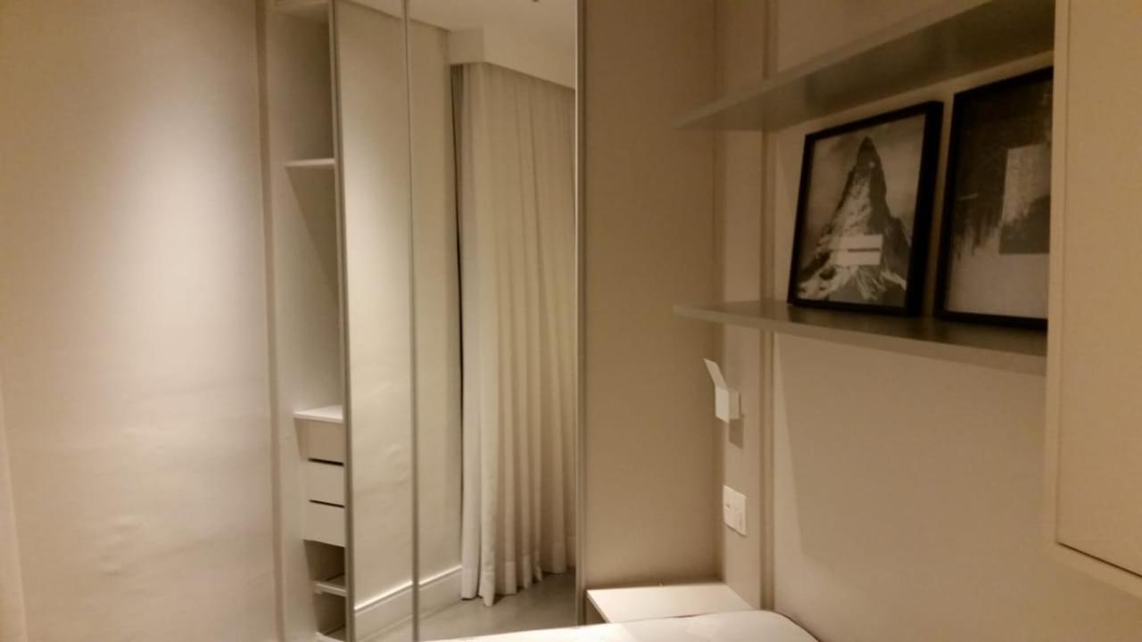 Apartamento 66m 710ft Limpeza Diaria 2 Vagas De Carro