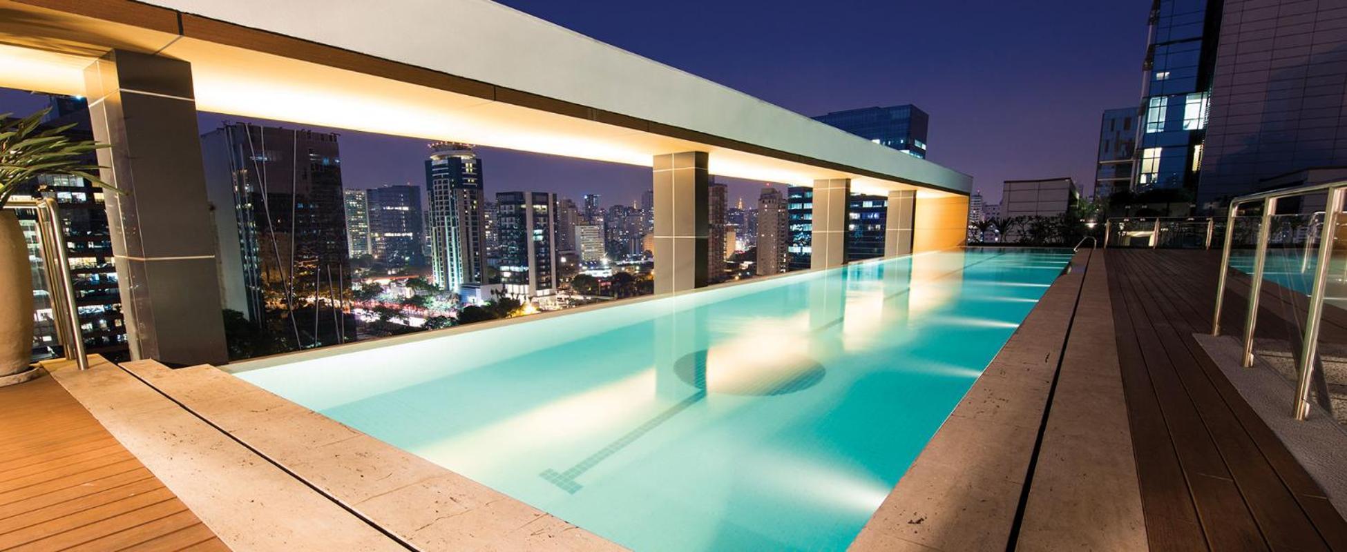 Apartamento 66m 710ft Limpeza Diaria 2 Vagas De Carro