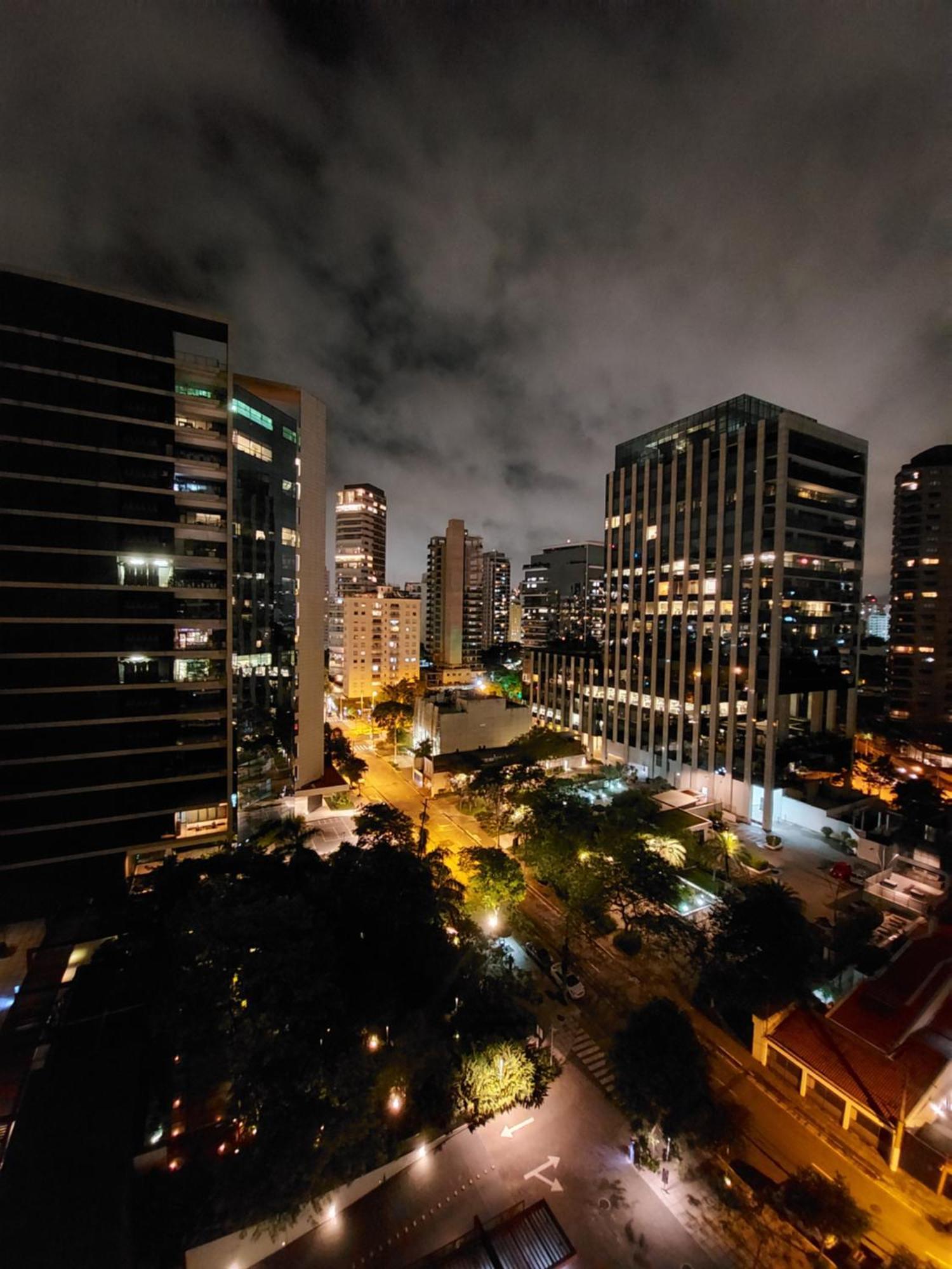 66m 710ft Limpeza Diaria 2 Vagas De Carro Apartamento *