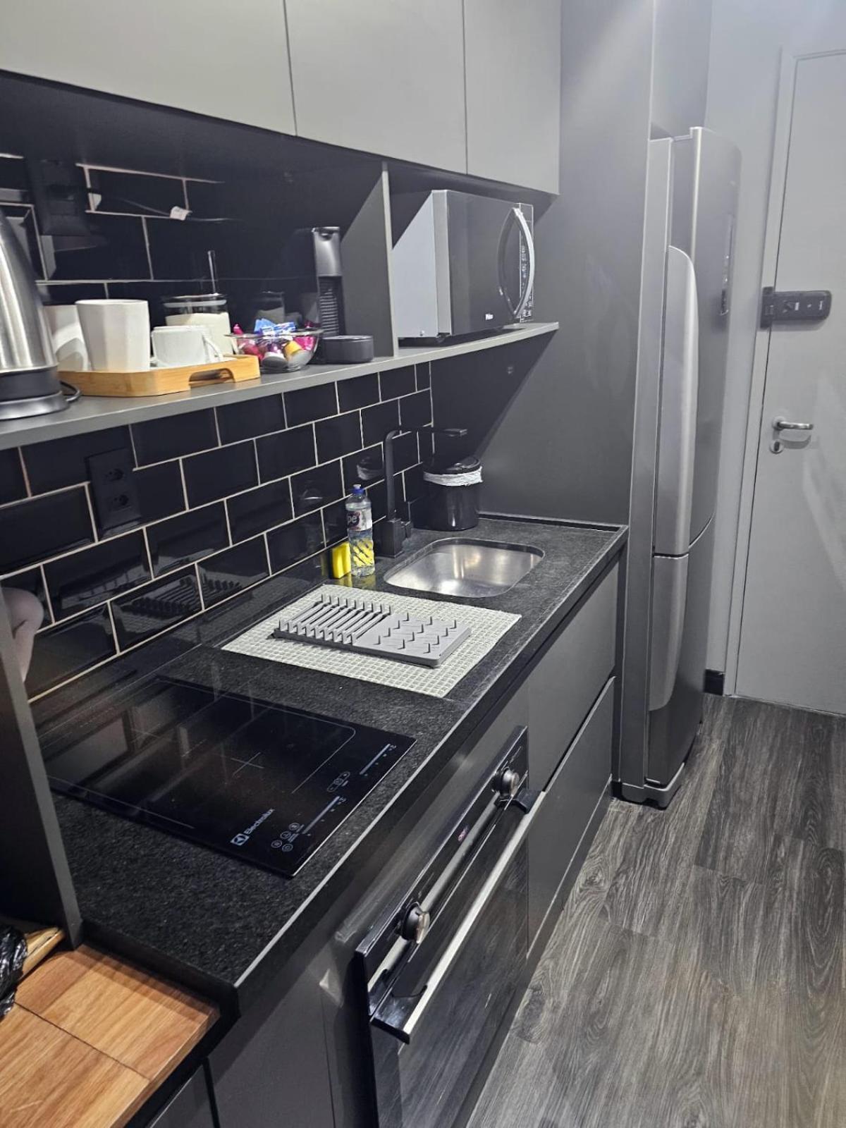 Apartamento Com Ampla Vista, Pq Augusta, 11 Andar, Metro São Paulo