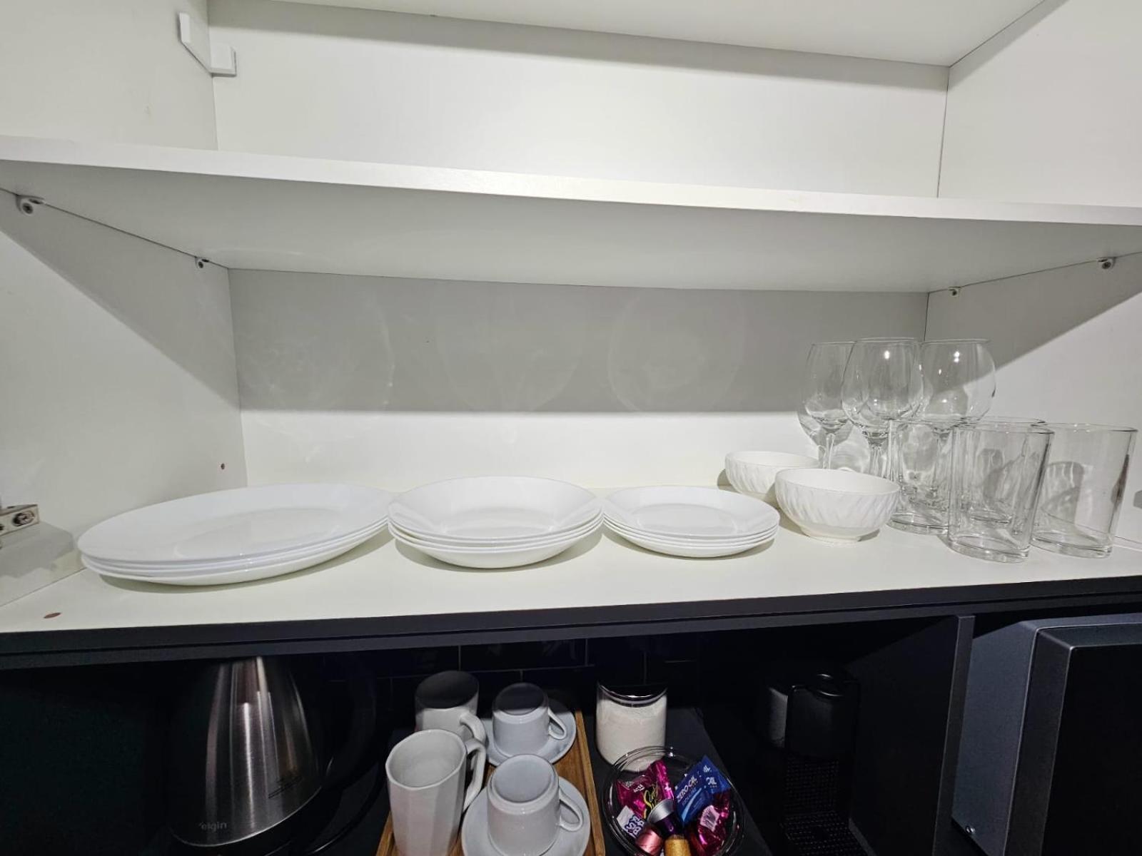 Com Ampla Vista, Pq Augusta, 11 Andar, Metro Apartamento